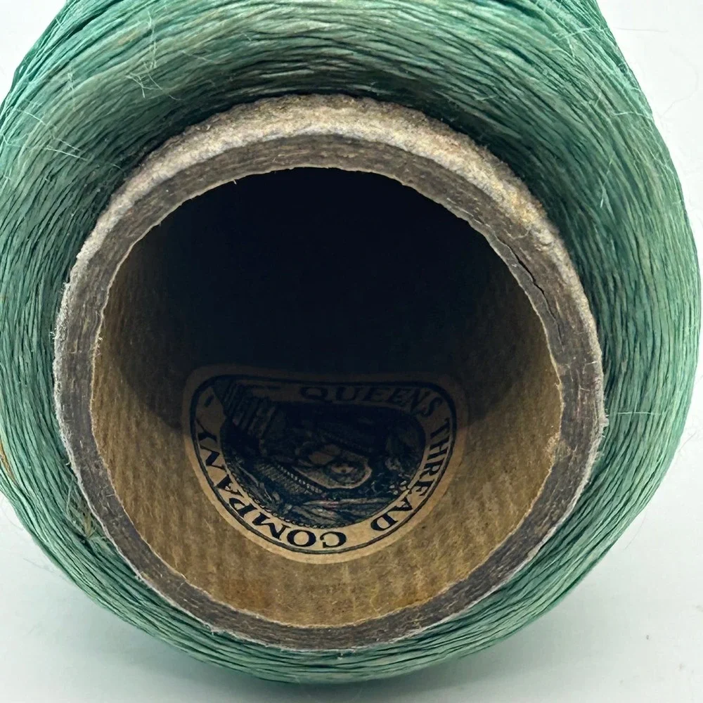 Vintage Thread 5 Large Spools Black Blue Green Cream Gold Pre Owned ‎ RARE